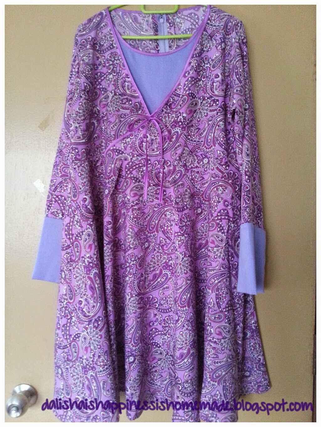 HaPpInEsS iS hOmEmAdE Bila baju  kurung  moden bertemu baju  