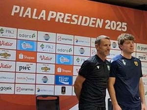 Oxford United Bungkam Liga 1 All-Stars 6-3