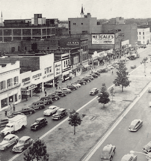 Downtown Columbus, Georgia in 1950.