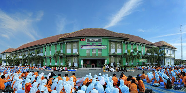 sma-negeri-2-lumajang-foto-depan