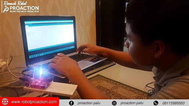 belajar codding, belajar bahasa komputer untuk anak, kursus robotik murah