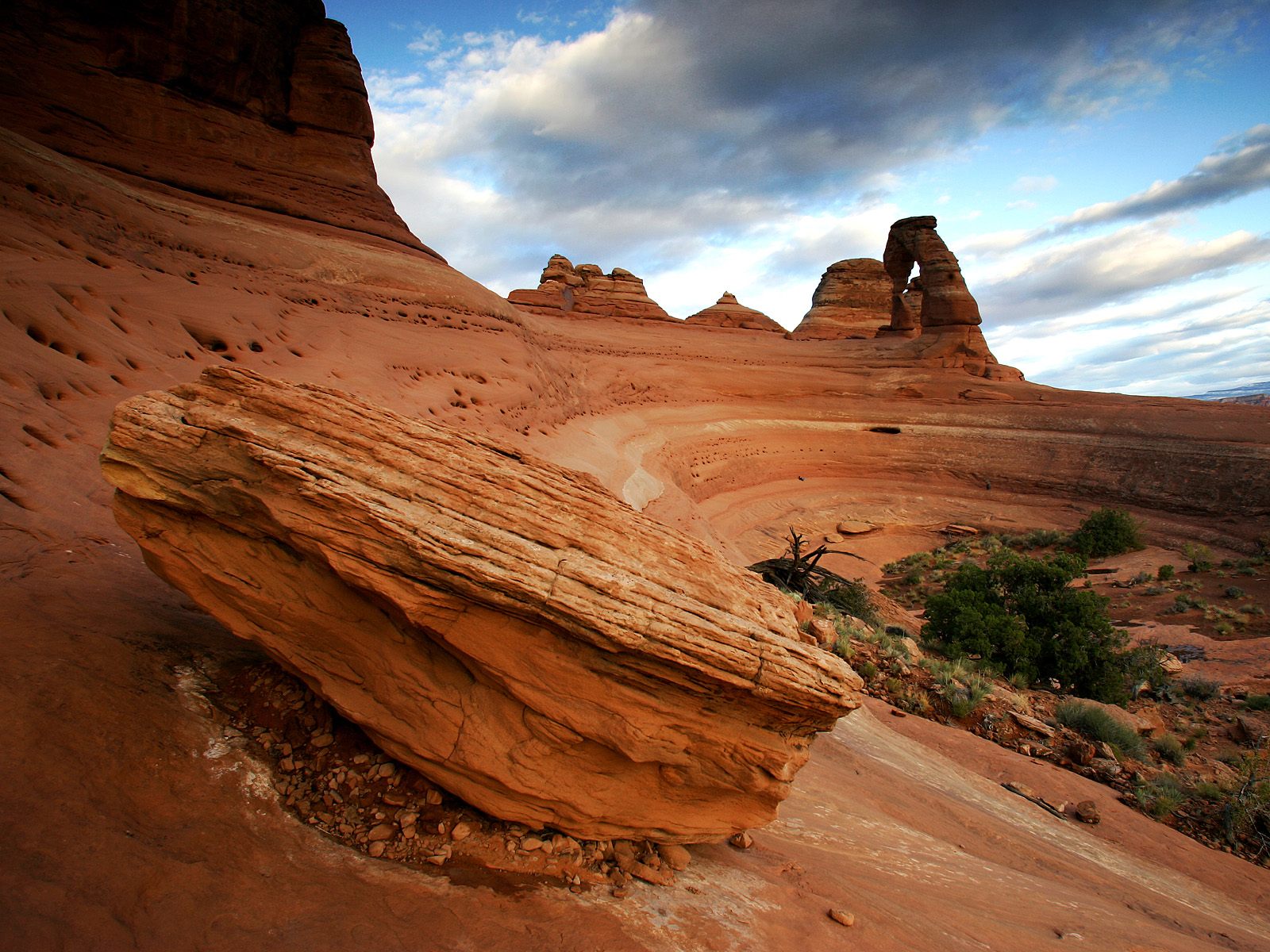 WALLPAPERMANIACAL - Desk TOP Wallpaper: Nature Scenes - Rock Wallpaper