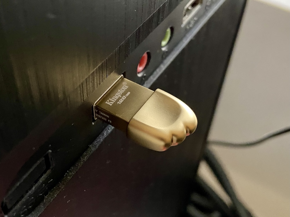 Kingston Mini Dragon USB Flash Drive Plugin