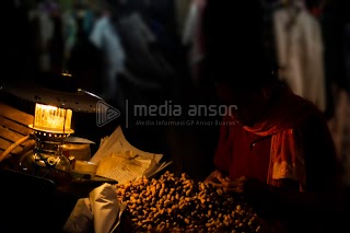 PENGHASILAN DUNIAWI, JALAN TERANG MENUJU TUHAN