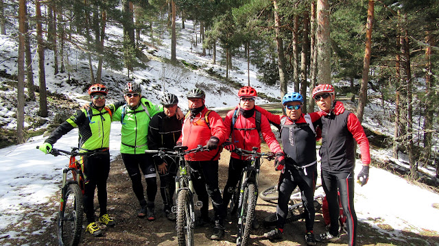 AlfonsoyAmigos - Rutas MTB - Garganta Río Moros