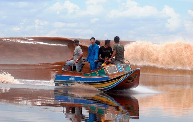 Sungai Kampar Riau, Sungai Dengan Gelombang 7 Hantu