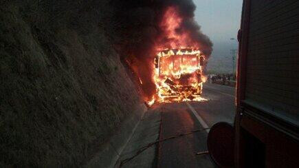 INCENDIO DE BUS MENDOZA–CONTIMAR QUE SE DIRIGÍA A CUREPTO