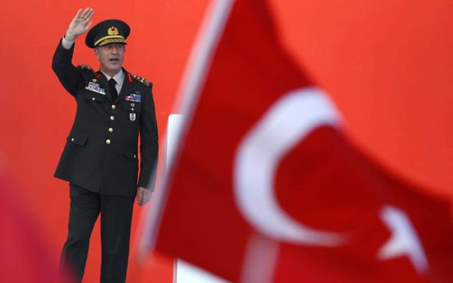 "Θα προστατεύσουμε τη γαλάζια πατρίδα μας", απαντά η Τουρκία στον ναύαρχο Αποστολάκη
