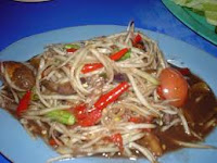 ส้มตำปลาร้าเป็นตัว