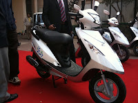 TVS Scooty Streak Hybrid @ AutoExpo 2010