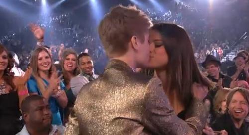 selena gomez justin bieber billboard. Justin Bieber Kisses Selena