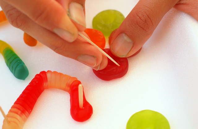 Easy Kids STEAM Activity- Design a tasty Candy maze with kids!  Super fun activity provides opportunities to be creative!