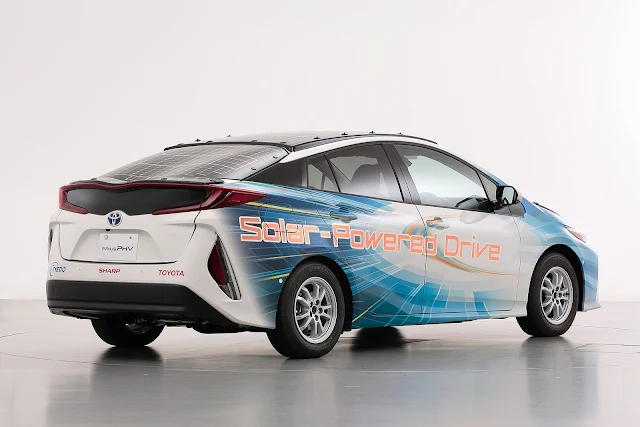 Toyota desenvolve carro elétrico que funcionará para sempre sem conectá-lo