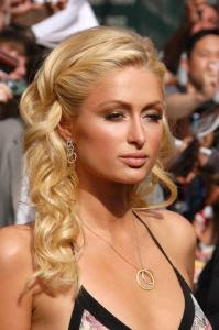 Paris Hilton Long Curly Hair style With Blonde Hair Color