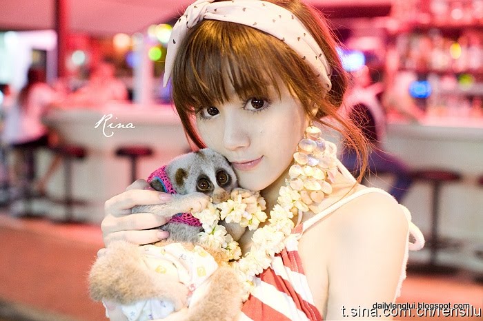 Ren Si Lu (任斯璐)