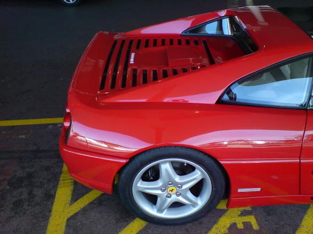 Ferrari F355 GTS - vermelha - challenger