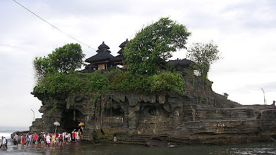 Wisata bali tanah lot