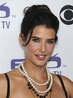 Cobie Smulders Hairstyles