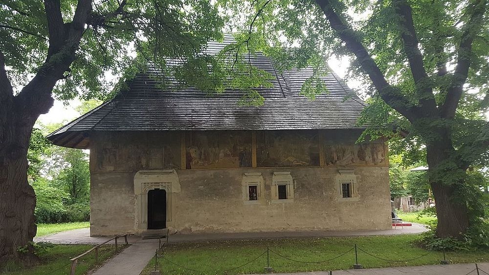 suceava-monastery-1