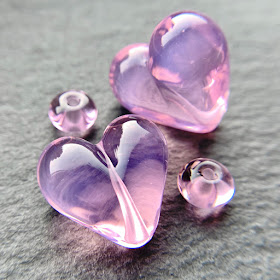 Handmade lampwork glass heart beads by Laura Sparling made with CiM Ballerina