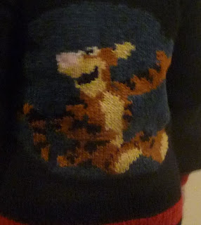 sweter na drutach Disney