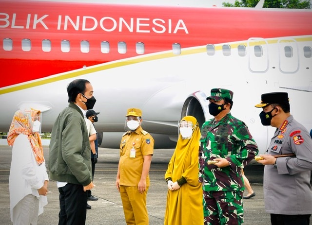 Listyo Sigit Prabowo dan Hadi Tjahjanto Apresiasi Upaya Pemprov Sulsel Tangani Pandemi Covid-19.lelemuku.com.jpg