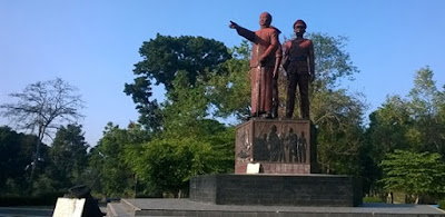 MONUMEN SURYO NGAWI