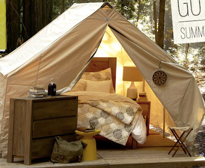 A Beach Wedding A Circular Cubby Artisan Aid A Colorful Room