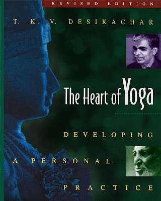 cover of the book The Heart Of Yoga. Buddha in green background, Small author's photo