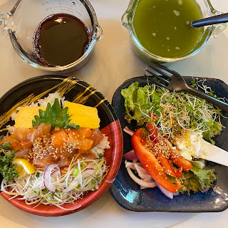 トライアルの海鮮漬け丼