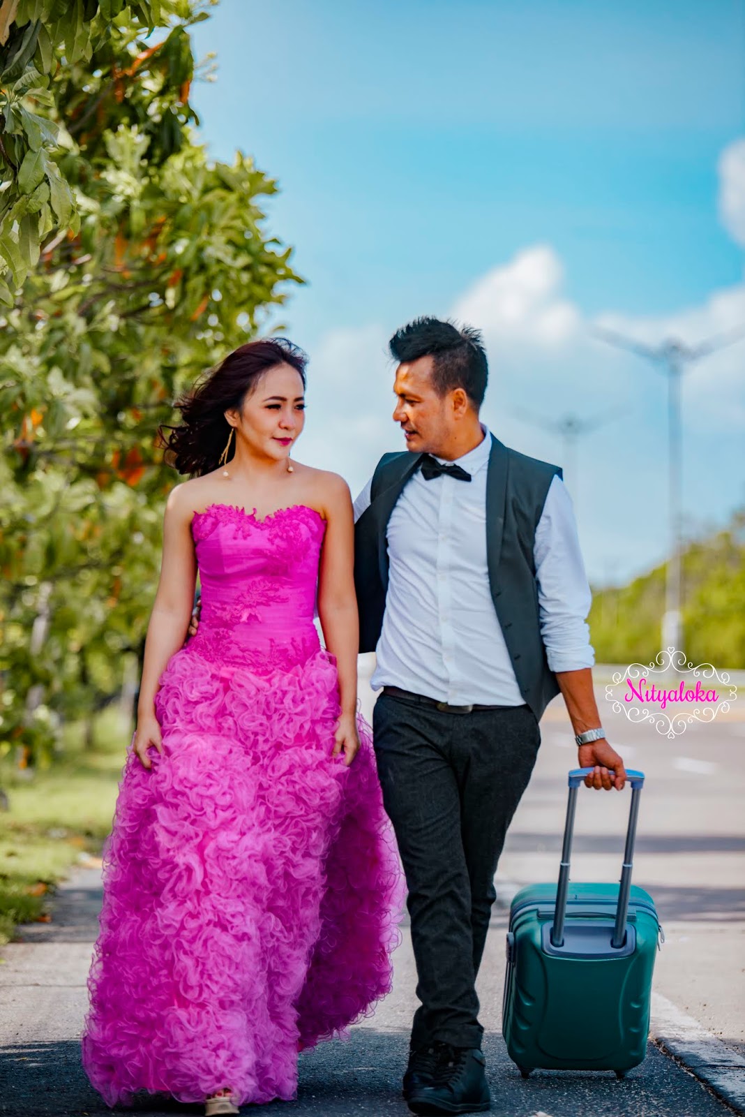 Paket Lengkap Foto Honeymoon Prewedding Wedding Murah Di Bali Batam