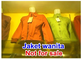 +tren jaket 2012, +contoh jaket yang menjadi tren akhir-akhir tahun 2012, +tren jaket saat ini, +jaket wanita yang laris dipasaran