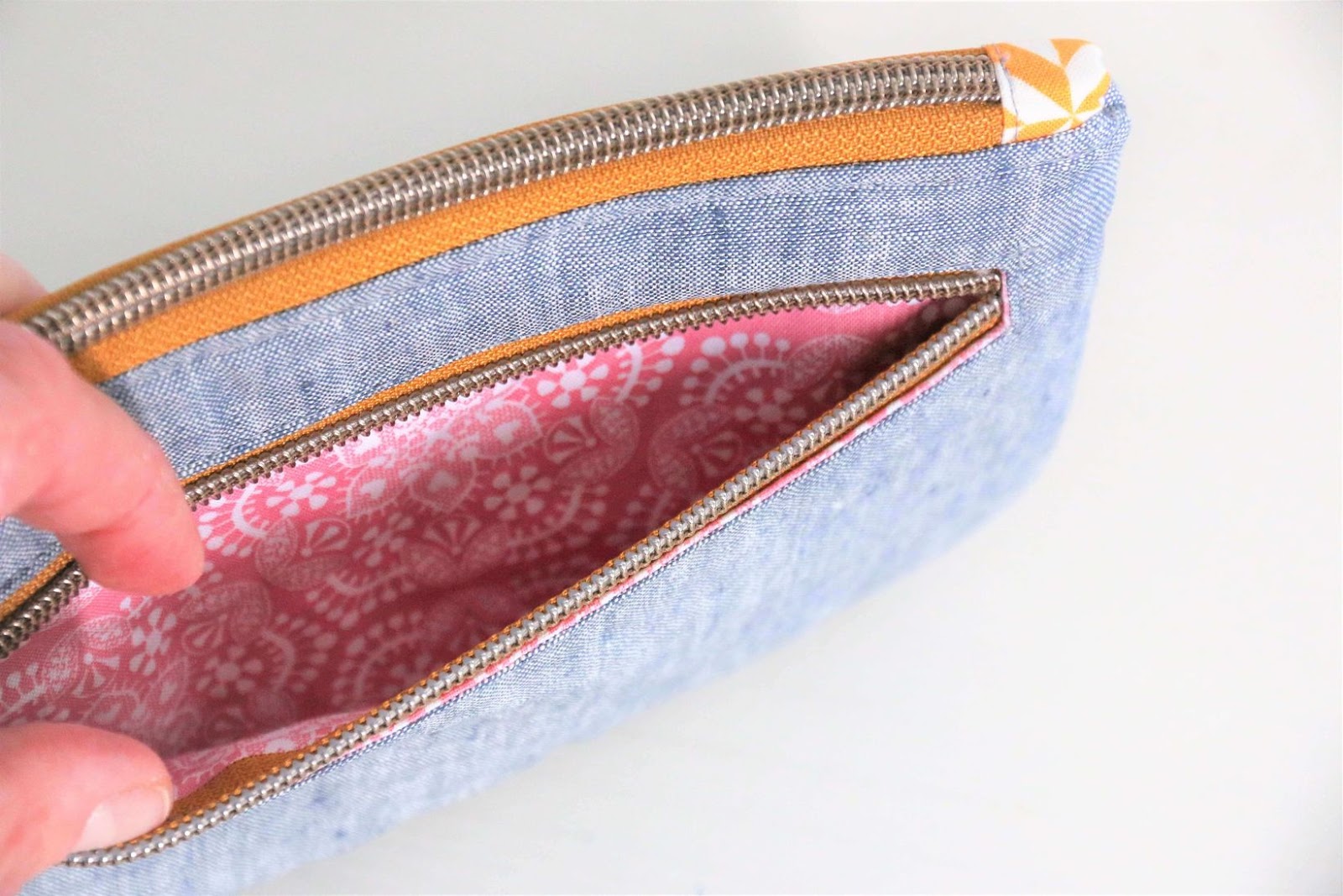 Zipper Cosmetic Bag Tutorial