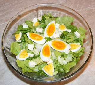 salate, salata verde, salata verde cu oua, salata verde retete, salata verde preparare, salata verde reteta simpla, salata cu oua, retete, retete culinare, diete, cure, regim, salata, 
