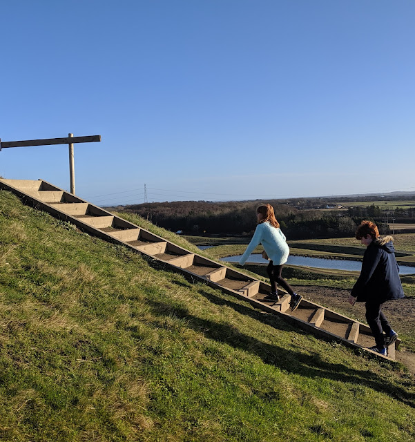 A Guide to Visiting Northumberlandia - steps to top