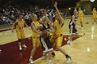 Basketball Women