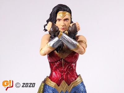 Figuarts Wonder Woman 84 action figure with arms crossed in front of her