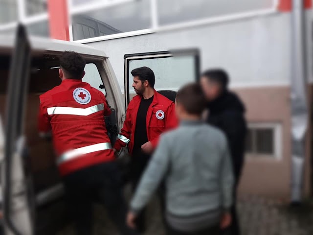 100 pako humanitare u ndanë në për po aq nxënës të shkollave të regjionit të Gostivarit