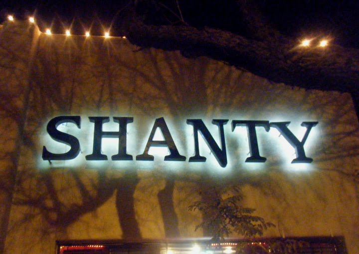 Shanty - Wallpaper