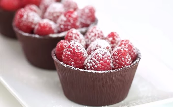 Raspberry Chocolate Cups #sweet #dessert