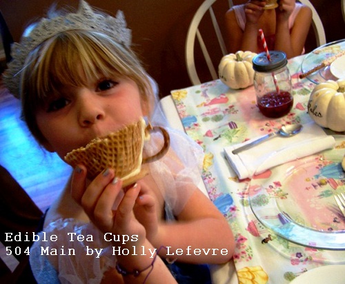 edible tea cup at Princess party