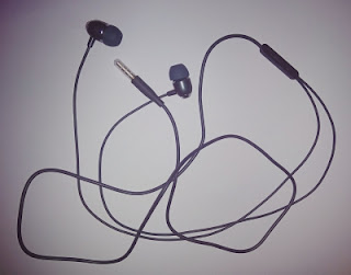 Penyebab headset dan earphone yang cepat rusak, mati sebelah, mati total