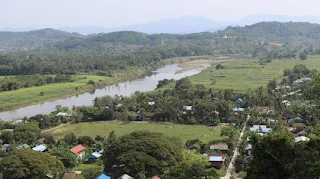 There is a shortage of medicine and food in the convoy, where the roads are closed
