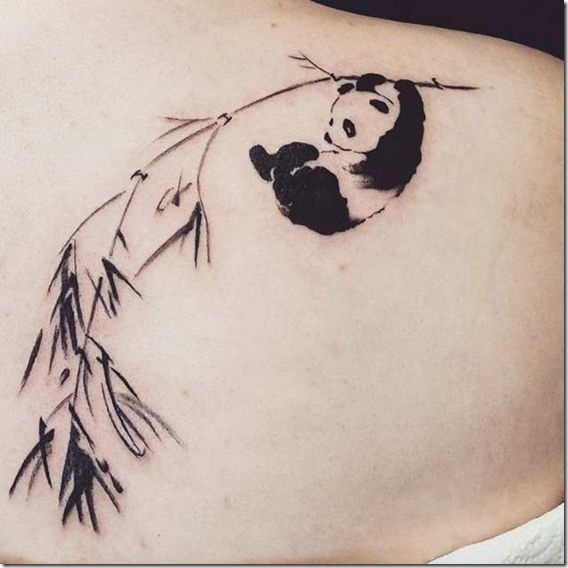 la_pendaison_de_panda_dos_tatouage