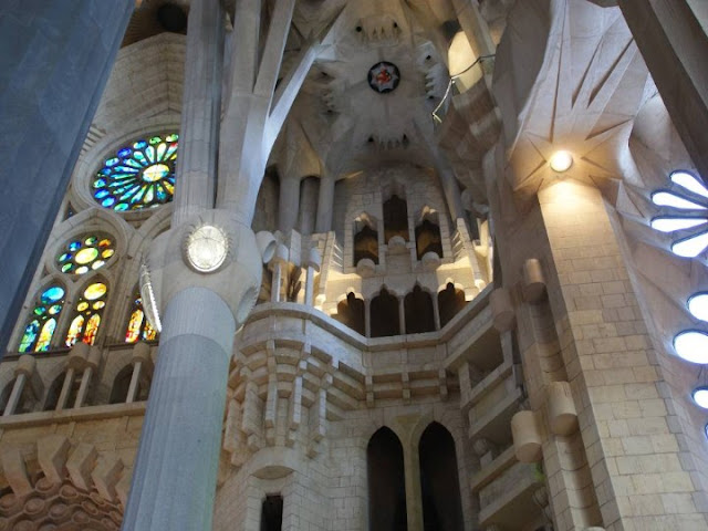 La Sagrada Familia in Barcelona - Rare Photos...