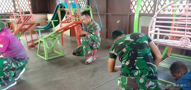 TNI Renovasi Bangunan Sekolah di Kabupaten Asmat Papua