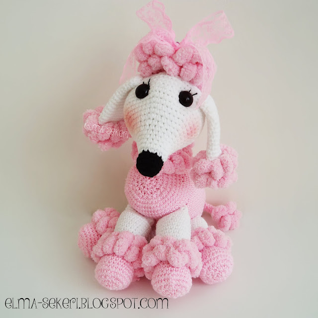 pembe köpek