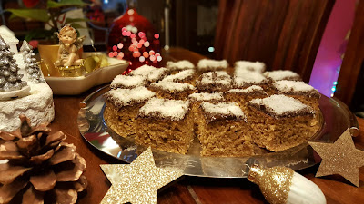 Veganske kokosove kocke brez glutena, brez laktoze, brez jajc, brez sladkorja 