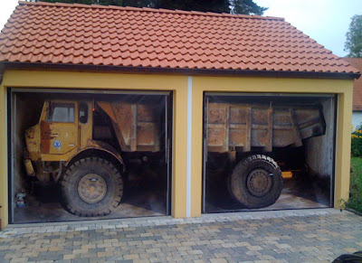 Garbage Truck on Garage Door Illusion