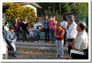 2 Con padres de familia del Chivato